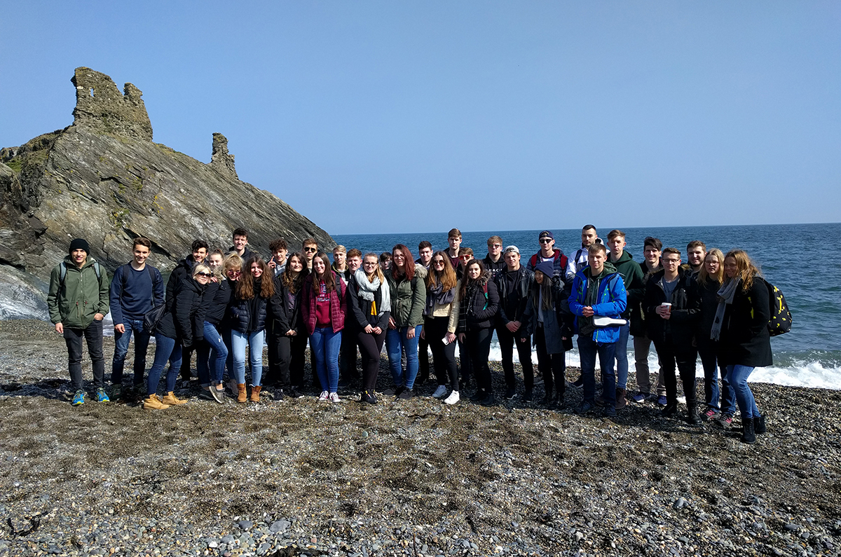 4b and 4c in front of the Black Castle/Wicklow
