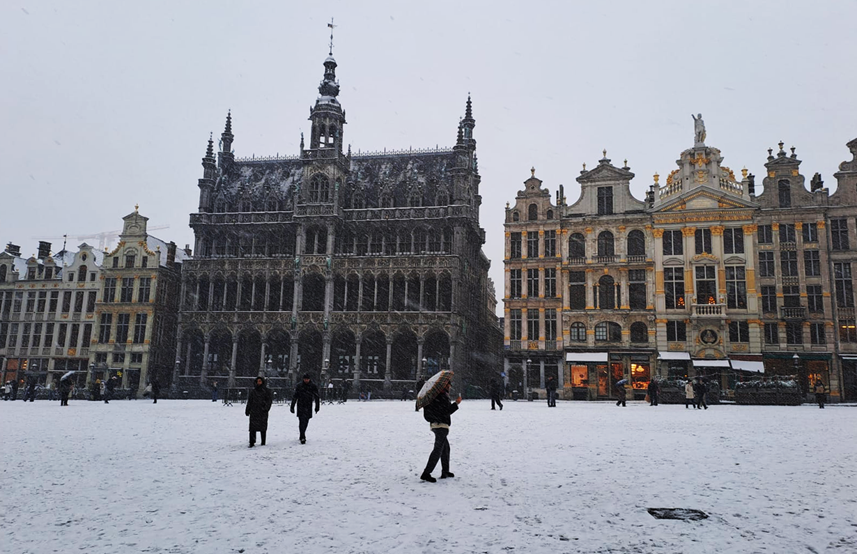 Brüssel verschneit